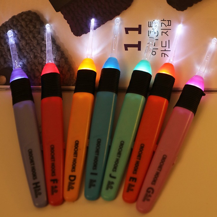 LED Luminous Crochet Hook Set